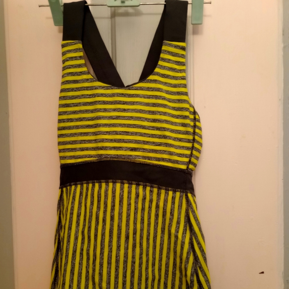 Lululemon Tank top with built in bra